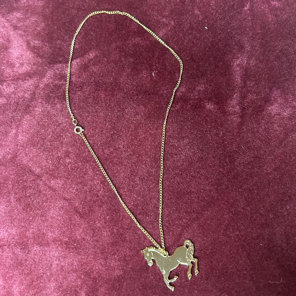 🍓DEADSTOCK 1980’s VINTAGE GOLD HORSE NECKLACE PONY NECKLACE